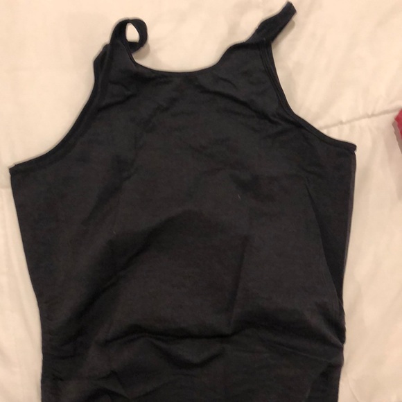 Tank - Picture 5 of 6